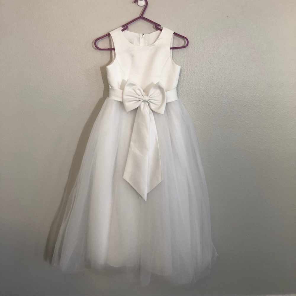 David’s Bridal Flower Girl Dress